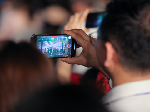 PROM NIGHT KIM LIÊN