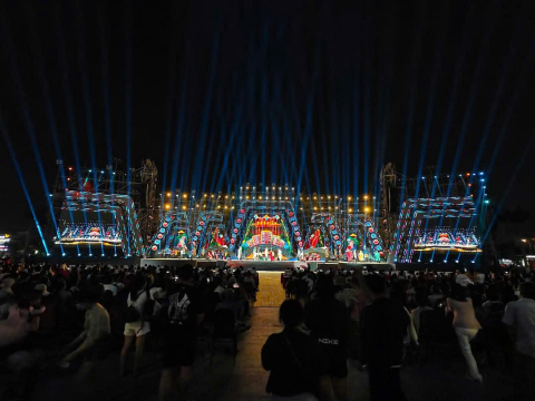 NHỮNG NHỊP CẦU VƯƠN TỚI TƯƠNG LAI