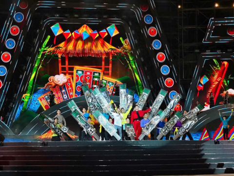 NHỮNG NHỊP CẦU VƯƠN TỚI TƯƠNG LAI