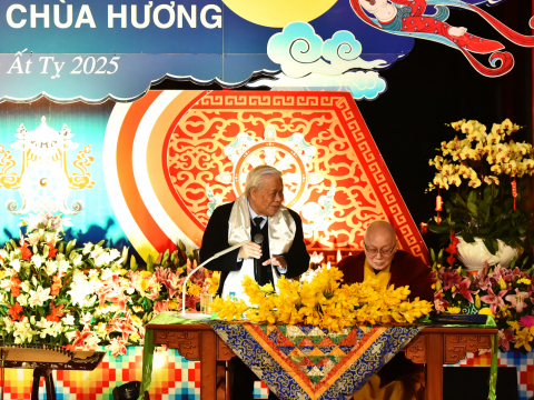 ĐÊM THƠ NGUYÊN TIÊU CHÙA HƯƠNG 2025