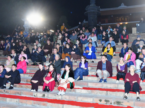 ĐÊM THƠ NGUYÊN TIÊU CHÙA HƯƠNG 2025