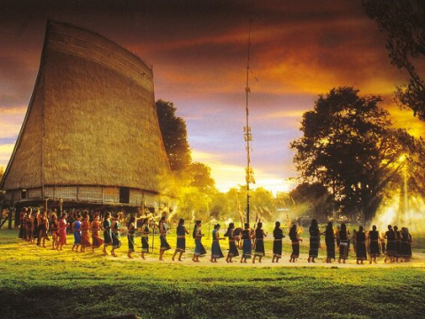 Tiết lộ những lễ hội mùa hè cuồng nhiệt đáng chờ đợi nhất Việt Nam