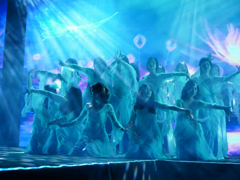 PROM NIGHT KIM LIÊN