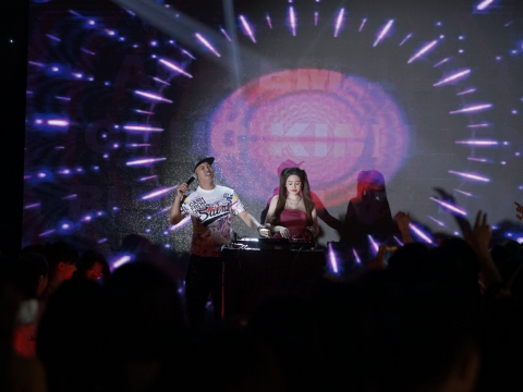 PROM NIGHT KIM LIÊN