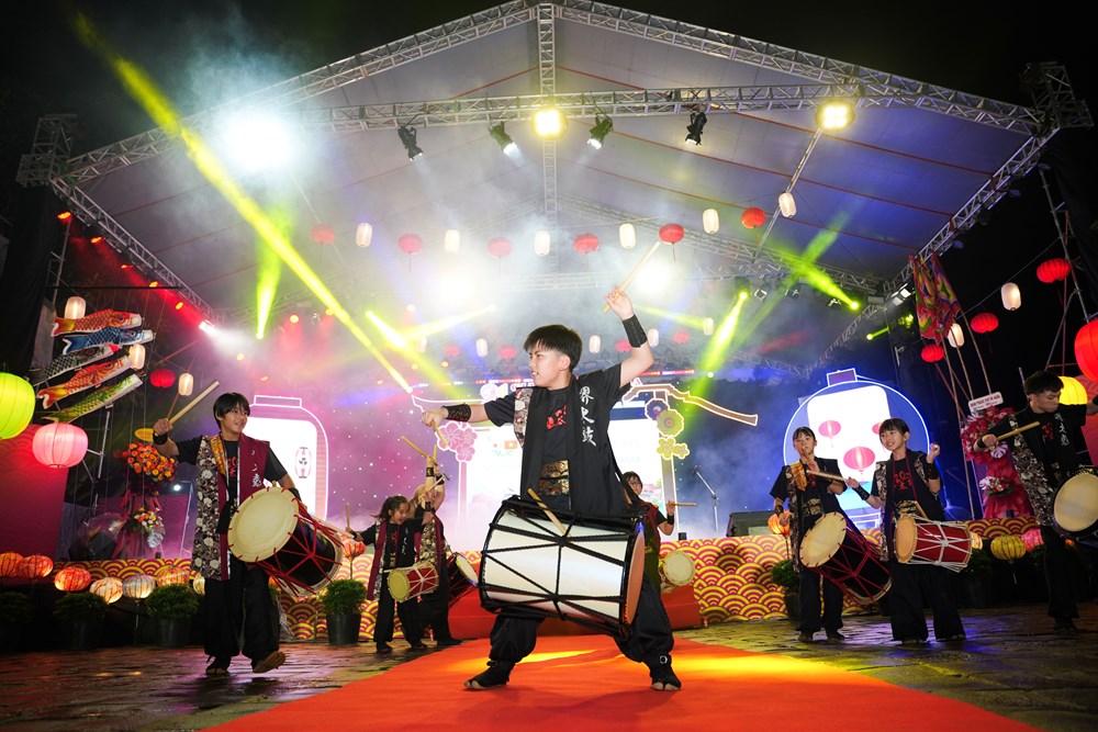 Chiến lược truyền thông và quảng bá