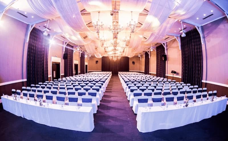 Chuẩn bị nhân sự và phân công rõ ràng