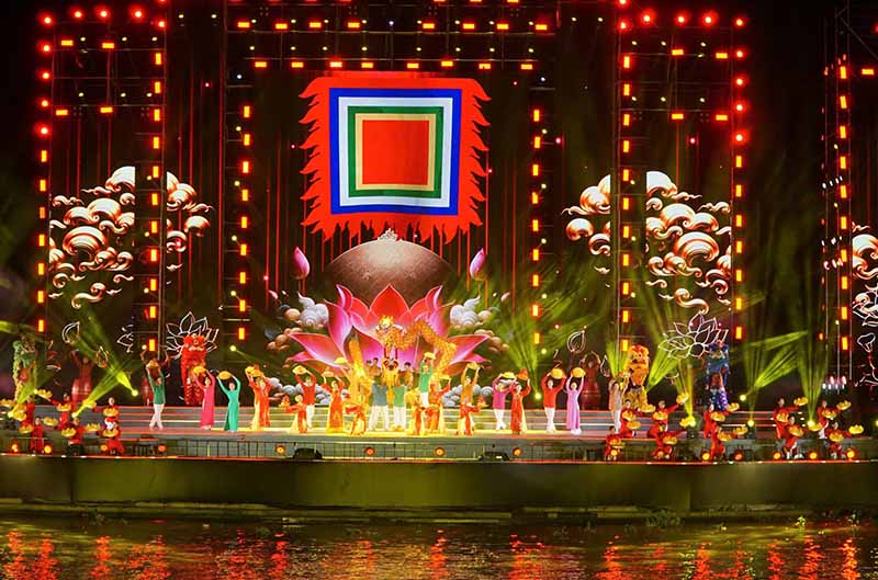 Đẩy mạnh truyền thông và quảng bá chuyên nghiệp